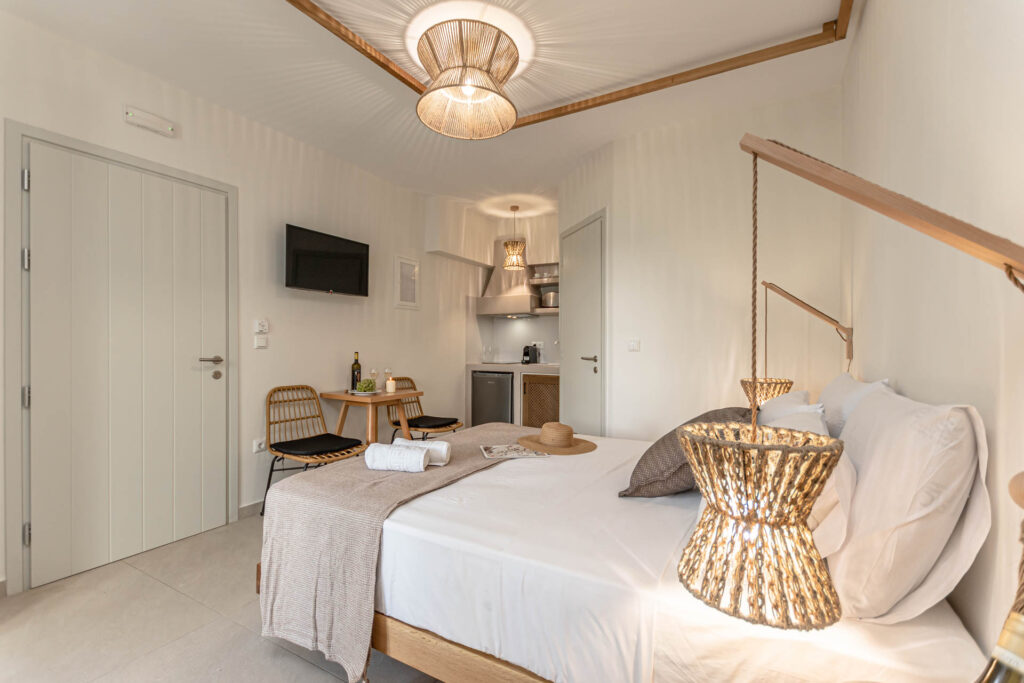 Agios-georgios-naxos-heavenly-studios-double-13