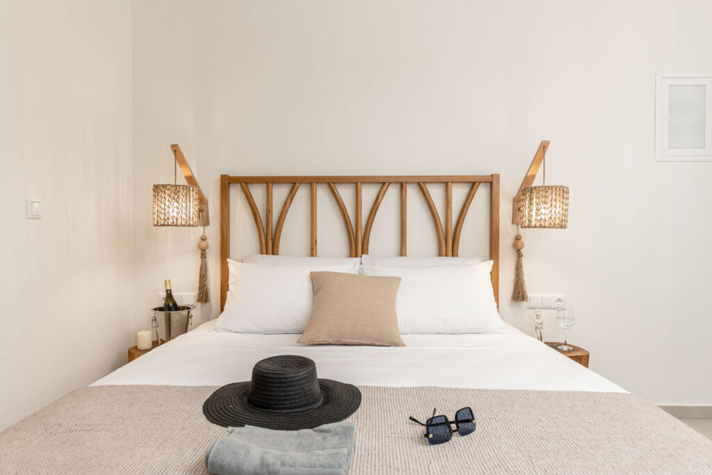 Agios-georgios-naxos-heavenly-studios-double-35