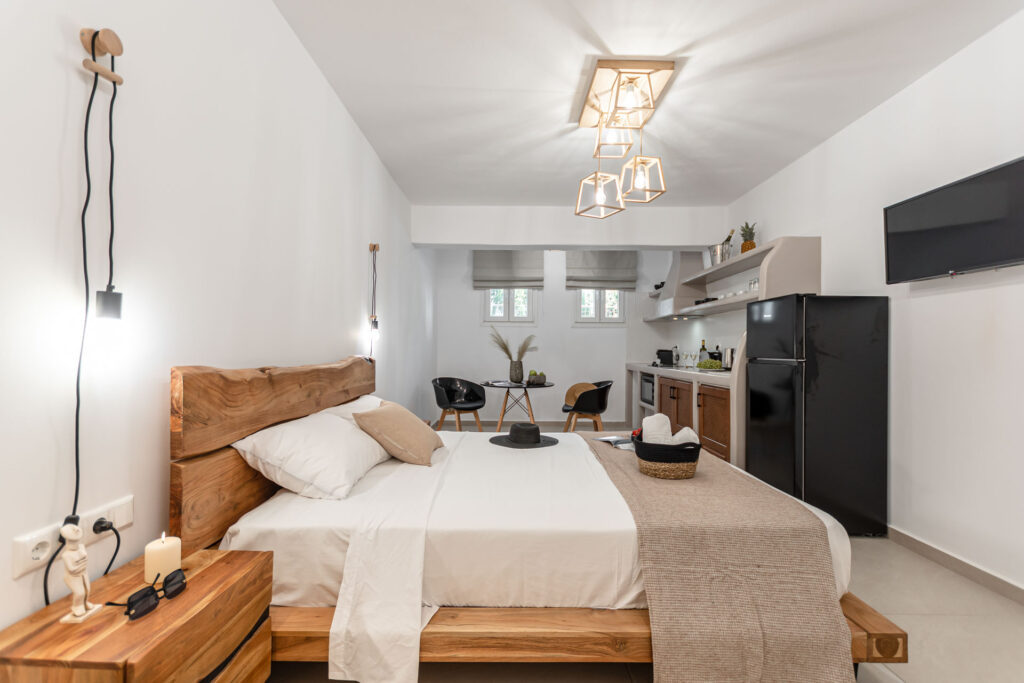 Agios-georgios-naxos-heavenly-studios-quad-basement-5