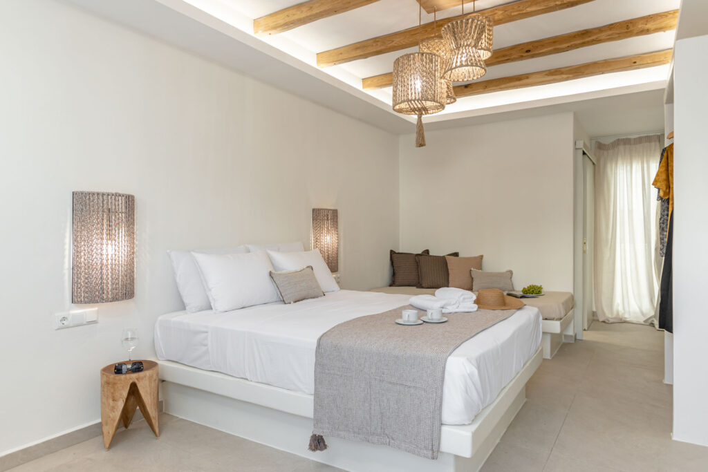 Agios-georgios-naxos-heavenly-studios-triple-no-33