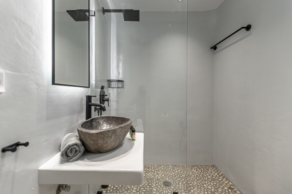 Agios-georgios-naxos-heavenly-studios-triple-no-51