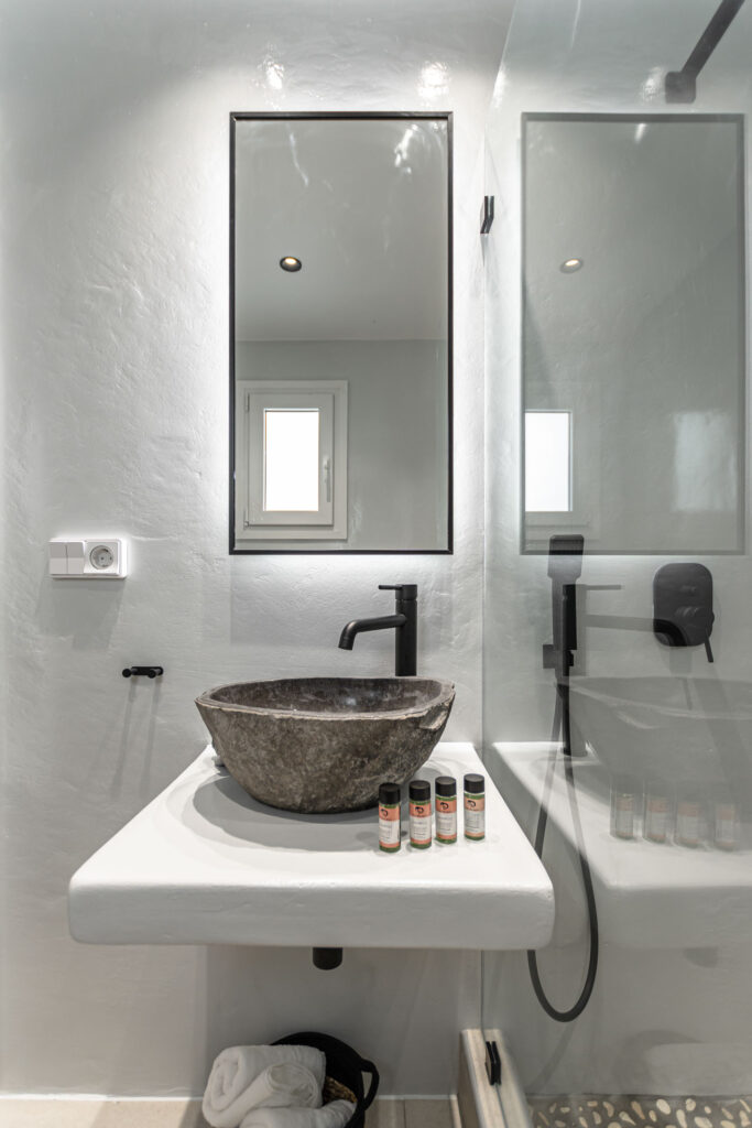 Agios-georgios-naxos-heavenly-studios-triple-no-55